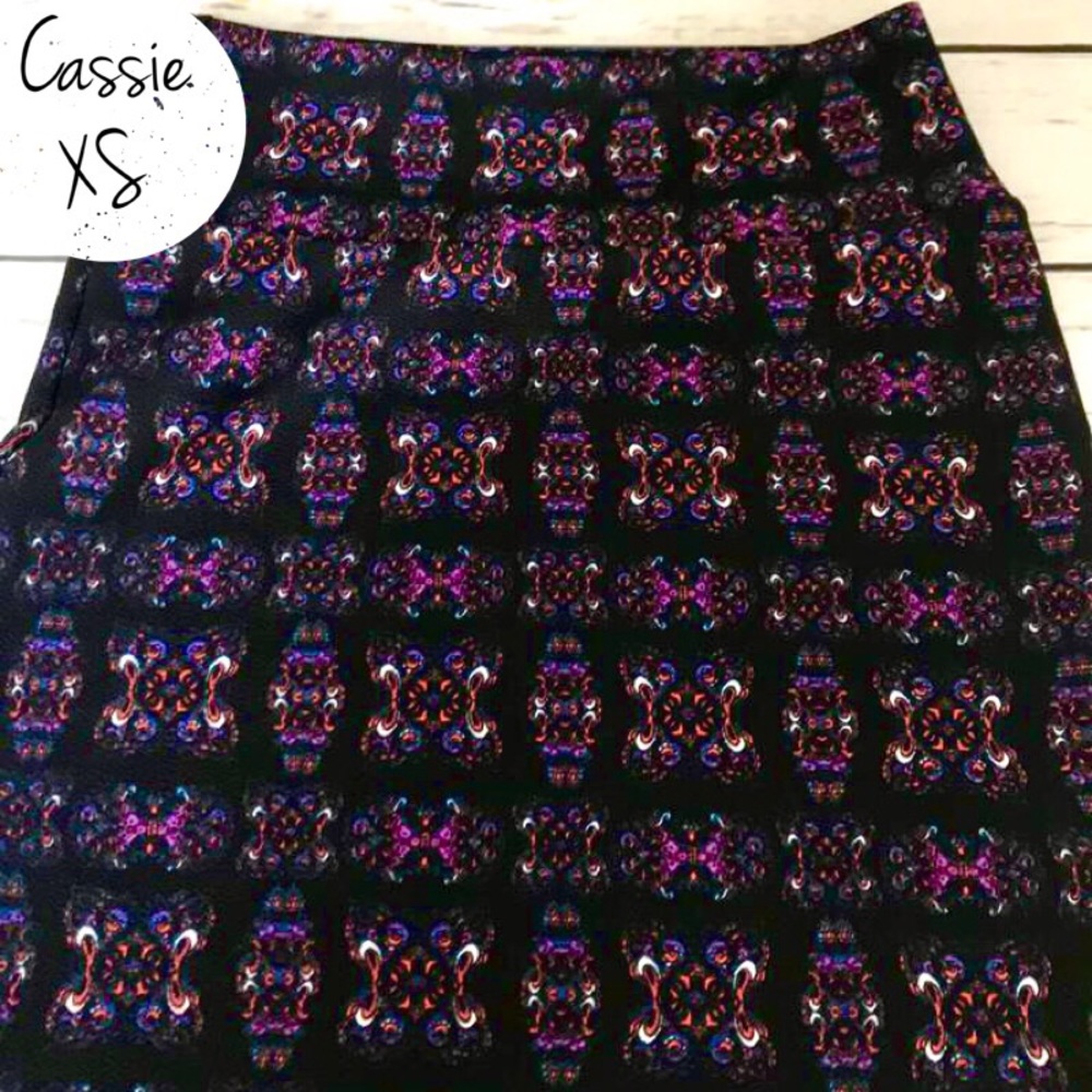 💝💝💝 3 for $33 LuLaRoe Cassie Pencil Skirt